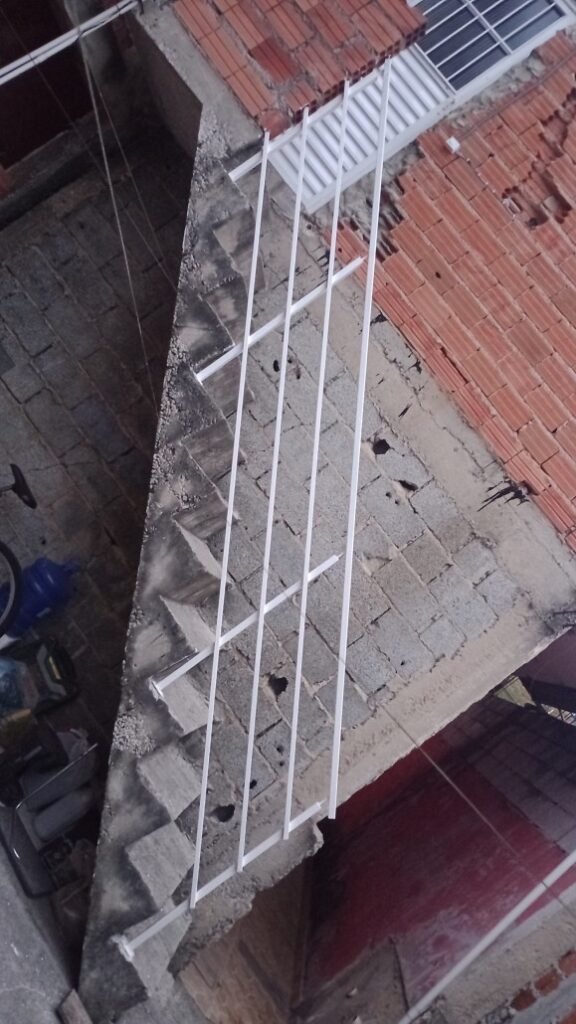 Corre em tubo galvanizado